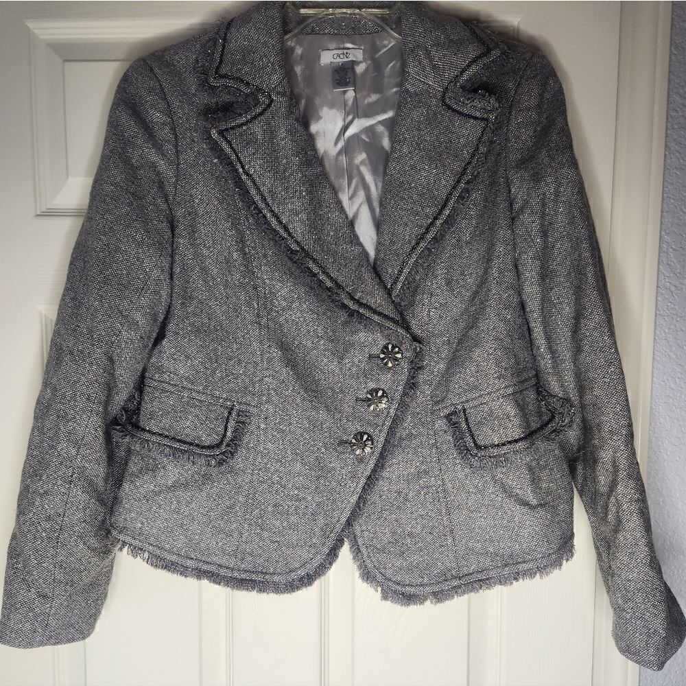 Cache L SilverMetalic Tweed ChainDetals 2Buttons Asymmetric Front Women’s Blazer